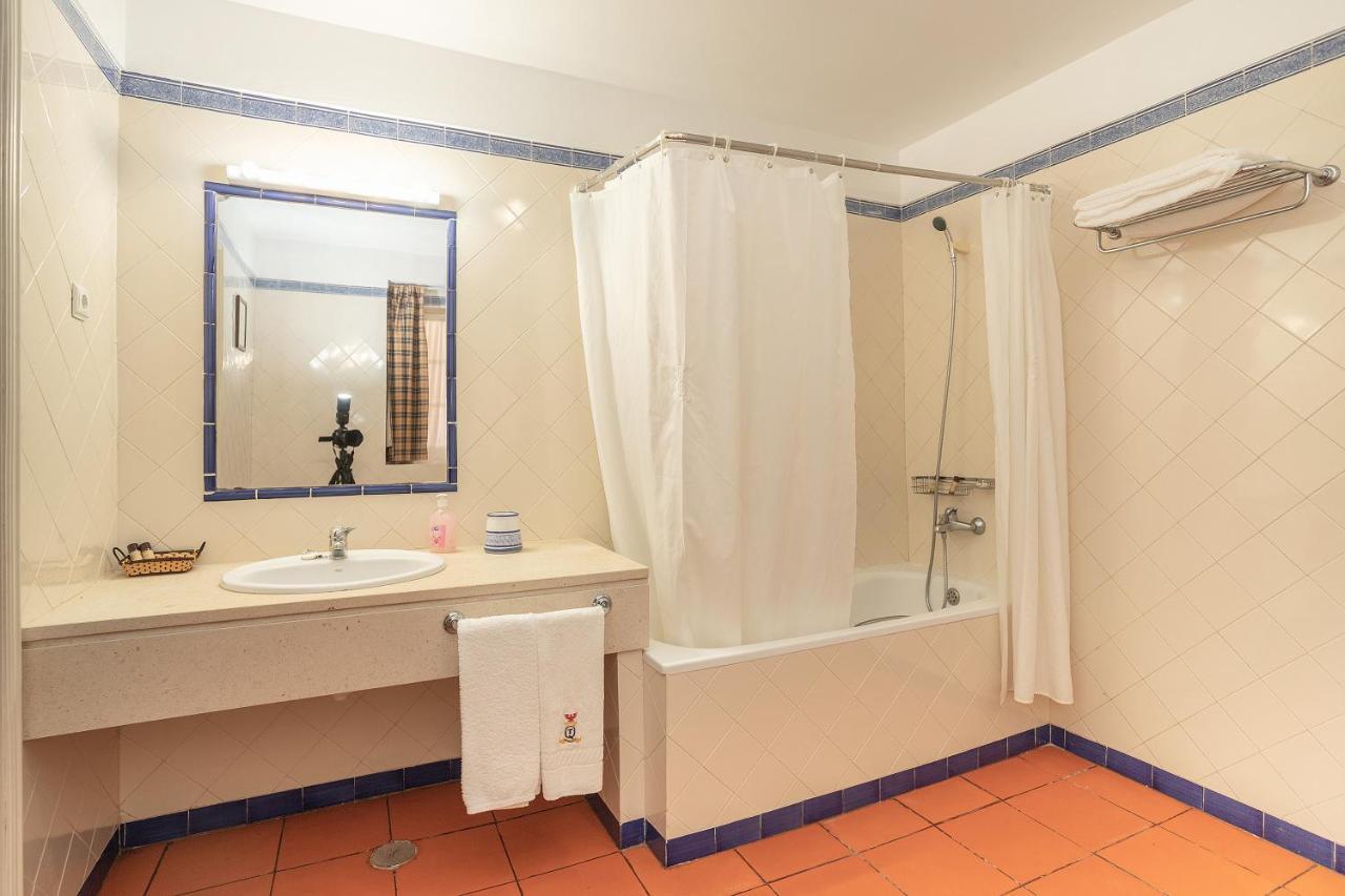 Hotel Quinta da Torre Alpiarça Extérieur photo
